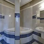 Royal Hotel