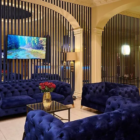 Royal Hotel 3*