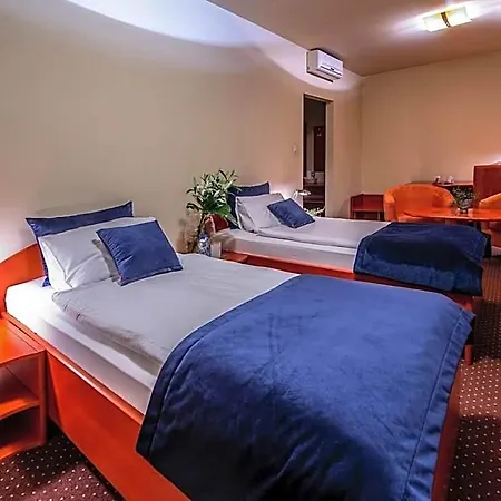 Royal Hotel