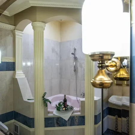 Royal 3*
